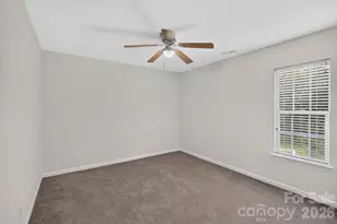 8100 Laurel Run Dr, Charlotte, NC 28269 - Photo 19