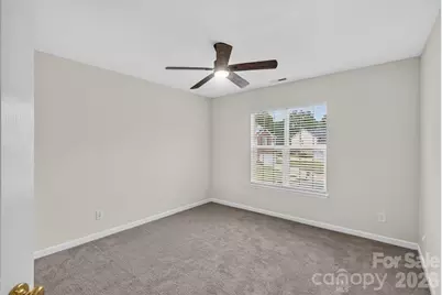 8100 Laurel Run Drive, Charlotte, NC 28269 - Photo 15