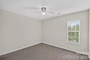 8100 Laurel Run Dr, Charlotte, NC 28269 - Photo 25