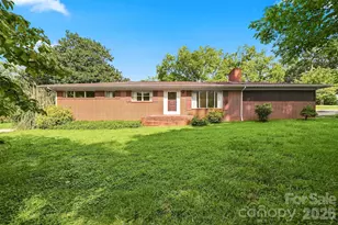 434 Mountain View Dr, Morganton, NC 28655 - Photo 1