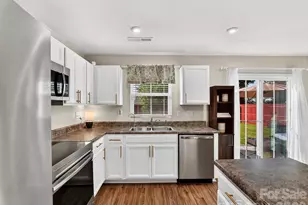 6911 Marissa Ln, Charlotte, NC 28212 - Photo 7