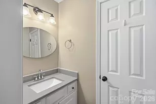 1321 Hillshire Meadow Dr, Matthews, NC 28105 - Photo 37
