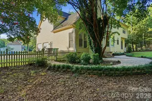 1321 Hillshire Meadow Dr, Matthews, NC 28105 - Photo 41