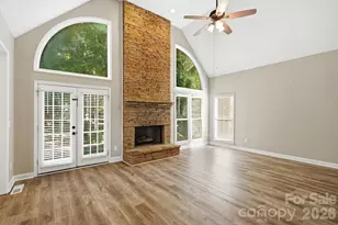 1321 Hillshire Meadow Dr, Matthews, NC 28105 - Photo 5