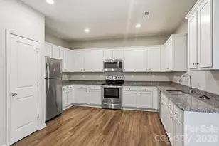 8175 Long Island Rd, Catawba, NC 28609 - Photo 9