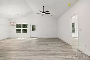 505 E Dunlap St, Lancaster, SC 29720 - Photo 11