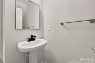 2216 Emmons Lane, Charlotte, NC 28212 - Photo 9