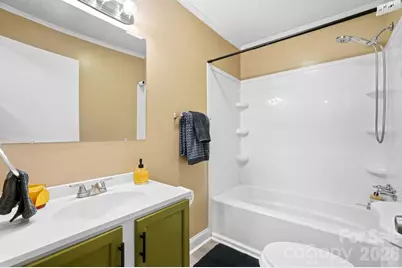 317 E 4th Avenue, Gastonia, NC 28054 - Photo 23