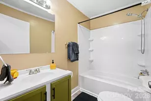 317 E 4th Ave, Gastonia, NC 28054 - Photo 23