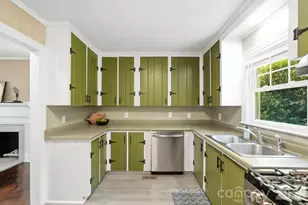 317 E 4th Ave, Gastonia, NC 28054 - Photo 17