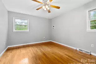 48 Faircrest Rd, Asheville, NC 28804 - Photo 17