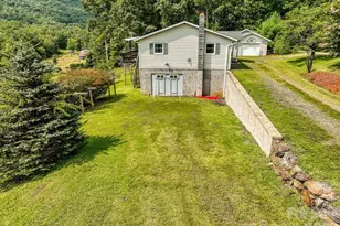 427 Big Brush Creek Rd, Green Mountain, NC 28740 - Photo 31