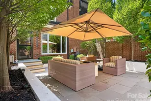 223 Perrin Pl, Charlotte, NC 28207 - Photo 33