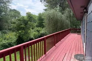 65 Spencer St, Clyde, NC 28721 - Photo 5