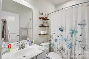 4518 Valley Walk Dr, Charlotte, NC 28216 - Photo 23