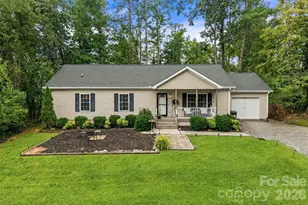 47 Fox Rd, Asheville, NC 28804 - Photo 1