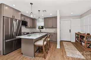 7340 Lake Front Dr, Charlotte, NC 28278 - Photo 17