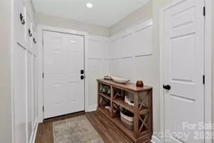 7340 Lake Front Dr, Charlotte, NC 28278 - Photo 11