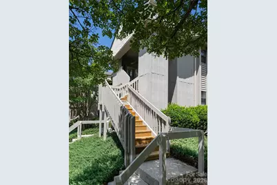 1406 Abbey Circle, Asheville, NC 28805 - Photo 3