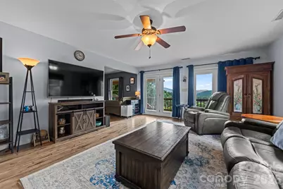 263 Pilgrims Lane, Burnsville, NC 28714 - Photo 11