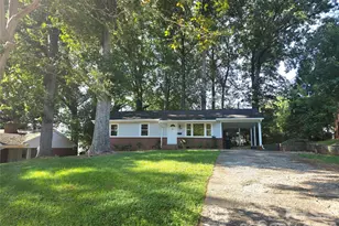 733 Crestwood Ave, Gastonia, NC 28054 - Photo 1