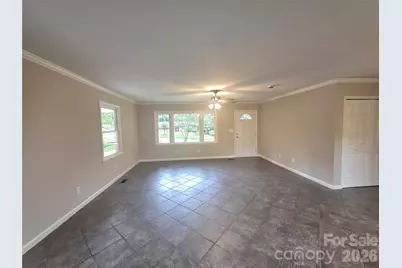 733 Crestwood Avenue, Gastonia, NC 28054 - Photo 9