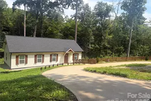6524 Mintbrook Dr, Mint Hill, NC 28227 - Photo 3