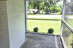 244 Dakota St, Charlotte, NC 28216 - Photo 9