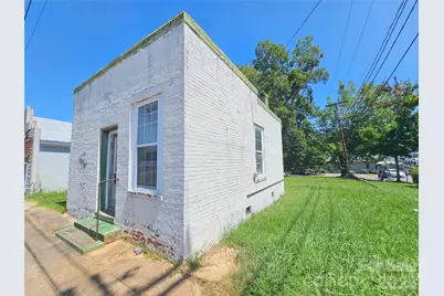 4 Roosevelt Street N, York, SC 29745 - Photo 5
