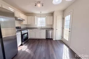 1667 Oakview Way, Rock Hill, SC 29730 - Photo 3