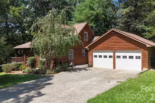 24 Oakwood Rd, Candler, NC 28715 - Photo 7