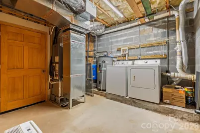 7803 Nc 183 None, Newland, NC 28657 - Photo 23