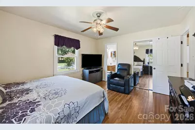 5218 Dolphin Lane, Charlotte, NC 28215 - Photo 21