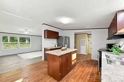 4782 29th Street Drive NE, Hickory, NC 28601 - Photo 7
