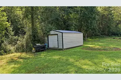4782 29th Street Drive NE, Hickory, NC 28601 - Photo 31