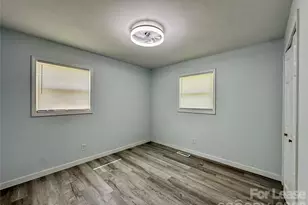 811 Kennedy St, Shelby, NC 28150 - Photo 15