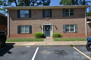 5803 Hunting Ridge Ln, Charlotte, NC 28212 - Photo 1