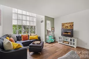 415 W 7th St, Charlotte, NC 28202 - Photo 1