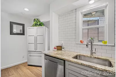 415 W 7th Street #Unit F, Charlotte, NC 28202 - Photo 15