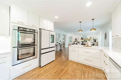3821 Silver Bell Drive, Charlotte, NC 28211 - Photo 15