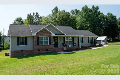 2422 23rd Street Drive NE, Hickory, NC 28601 - Photo 1