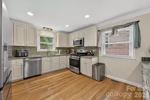 1053 20th Ave NW, Hickory, NC 28601 - Photo 27