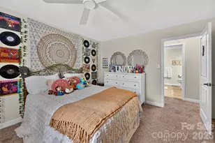 1053 20th Ave NW, Hickory, NC 28601 - Photo 39