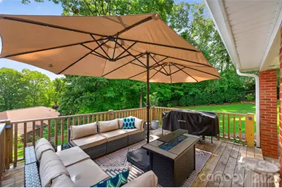 1053 20th Avenue NW, Hickory, NC 28601 - Photo 11