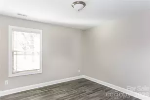 313 E 24th St, Kannapolis, NC 28083 - Photo 9