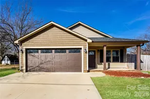 313 E 24th St, Kannapolis, NC 28083 - Photo 1