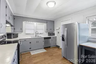 665 Fisher St, Concord, NC 28027 - Photo 9