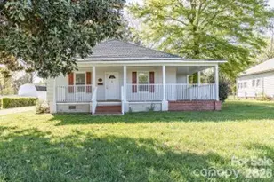 706 S Main St, Clover, SC 29710 - Photo 1