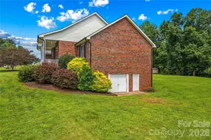 209 Seven Springs Loop, Statesville, NC 28625 - Photo 43