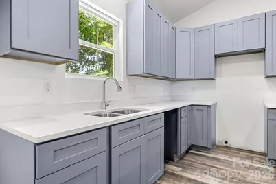 503 E Dunlap Street, Lancaster, SC 29720 - Photo 5